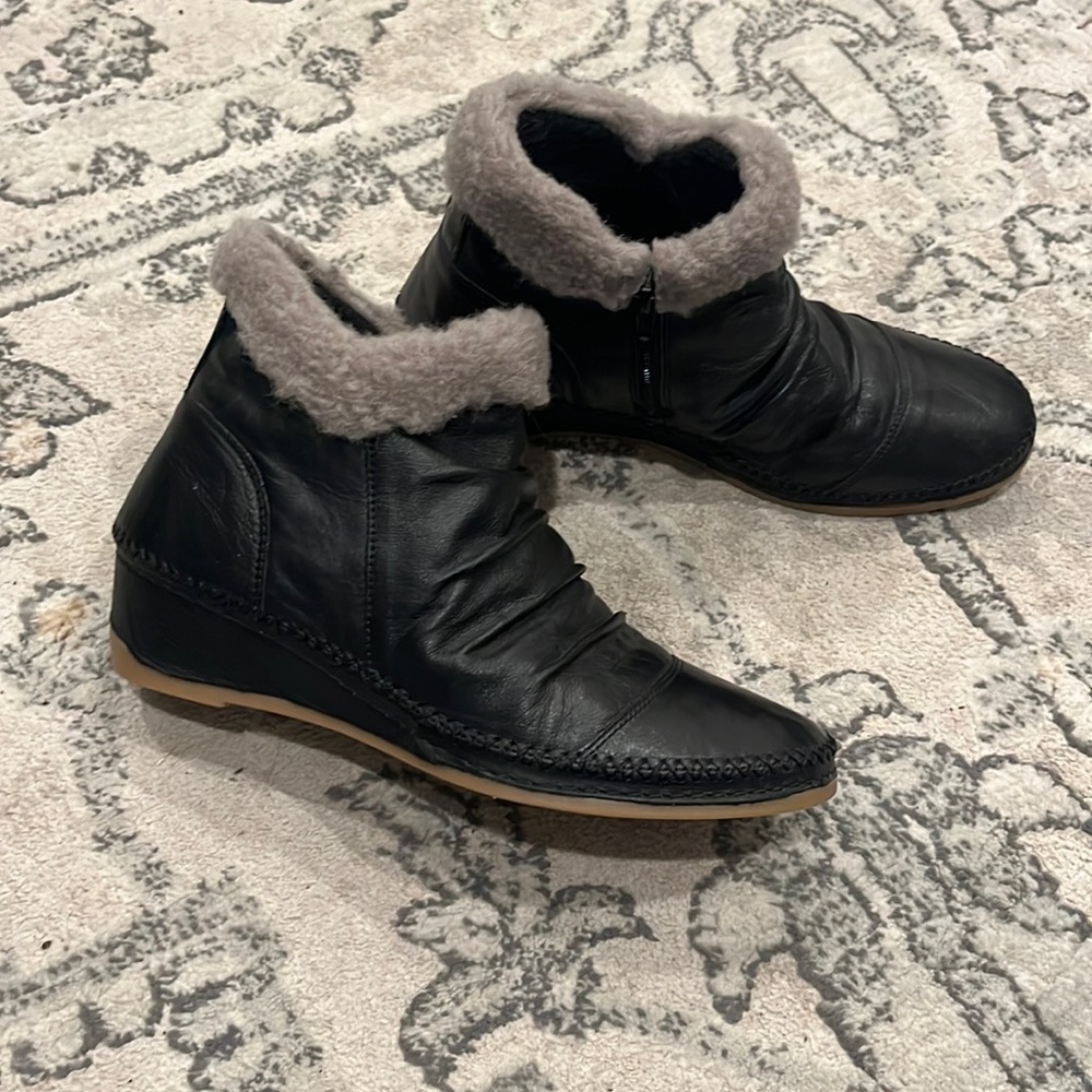 Anesha boots